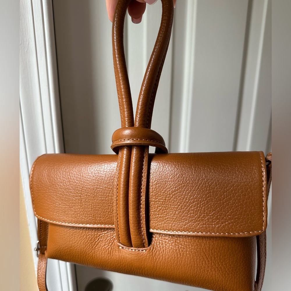 Italian Clutch/Wristlet/Crossbody Genuine Leather 9x5x2" With Strap